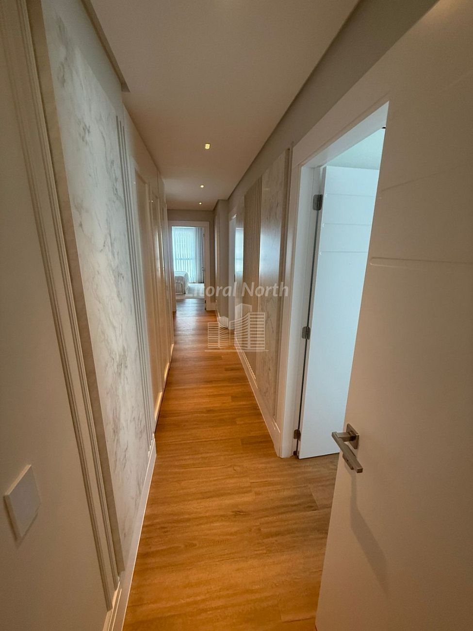 Apartamento à venda com 3 quartos, 3 suítes, 3 vagas e 151m² no Pioneiros, Balneário Camboriú (SC) — foto 24 de 30