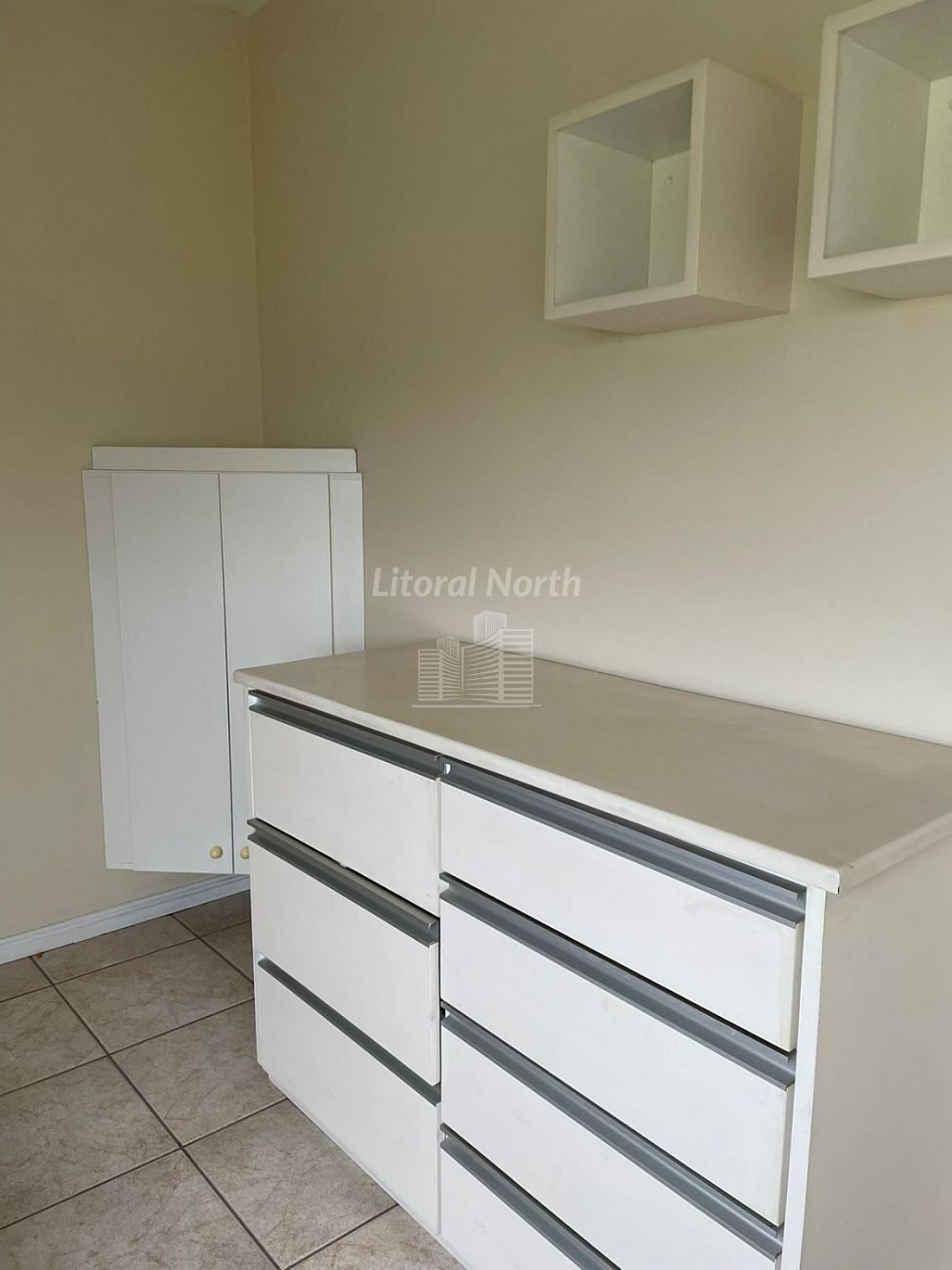 Apartamento à venda com 3 quartos, 1 banheiro, 1 vaga e 70m² no São João, Itajaí (SC) — foto 5 de 9