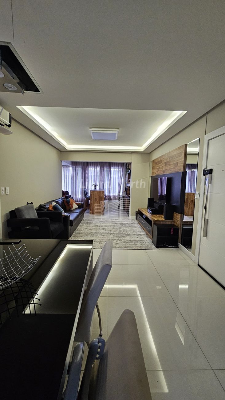Apartamento à venda com 2 quartos, 1 suíte, 1 vaga e 115m² no Centro, Balneário Camboriú (SC) — foto 2 de 12