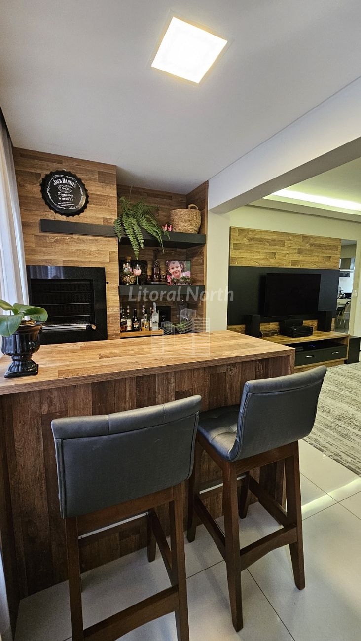 Apartamento à venda com 2 quartos, 1 suíte, 1 vaga e 115m² no Centro, Balneário Camboriú (SC) — foto 4 de 12