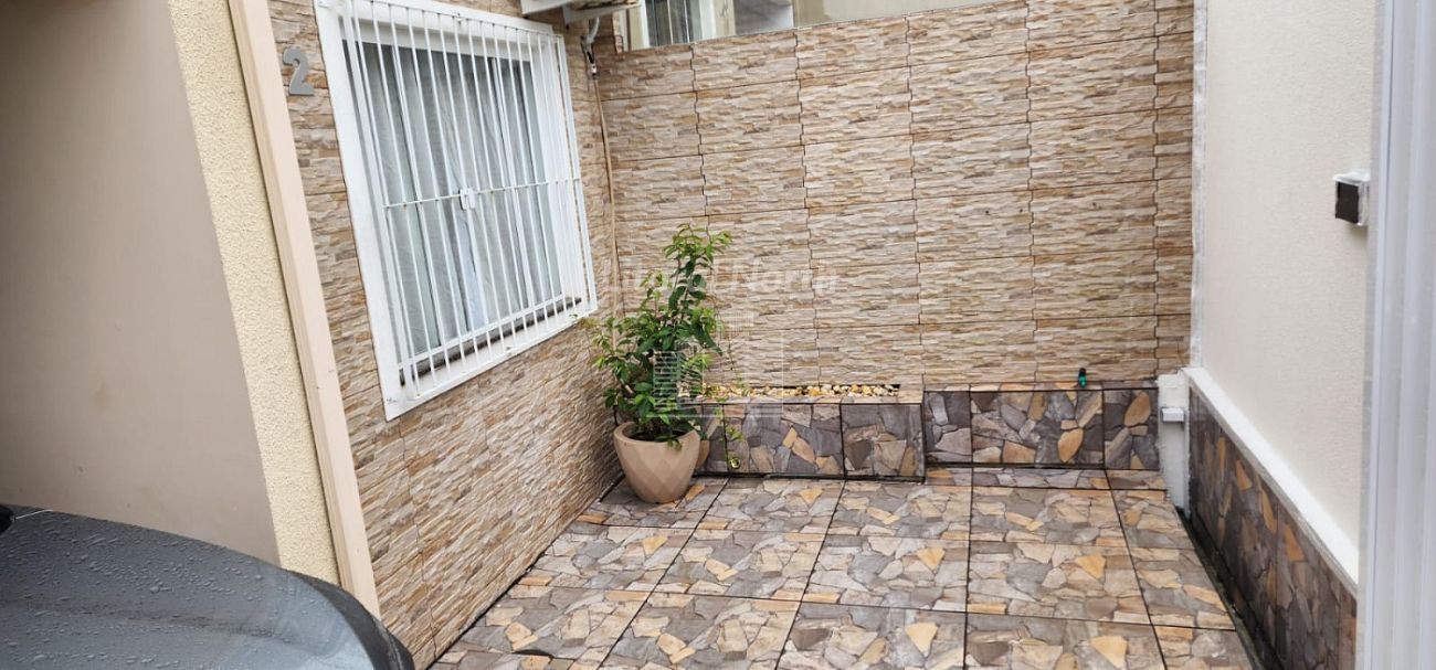 Sobrado de 2 quartos, 80m² no bairro Fazenda, em Itajaí | Eu Corretor