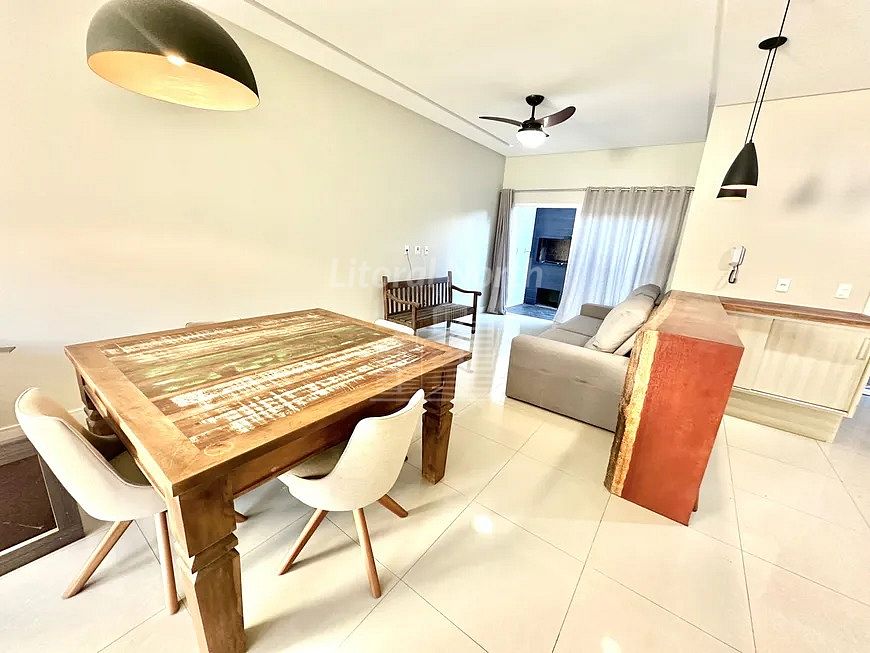 Casa à venda com 3 quartos, 3 suítes, 2 vagas e 210m² no Praia dos Amores, Balneário Camboriú (SC) — foto 5 de 19