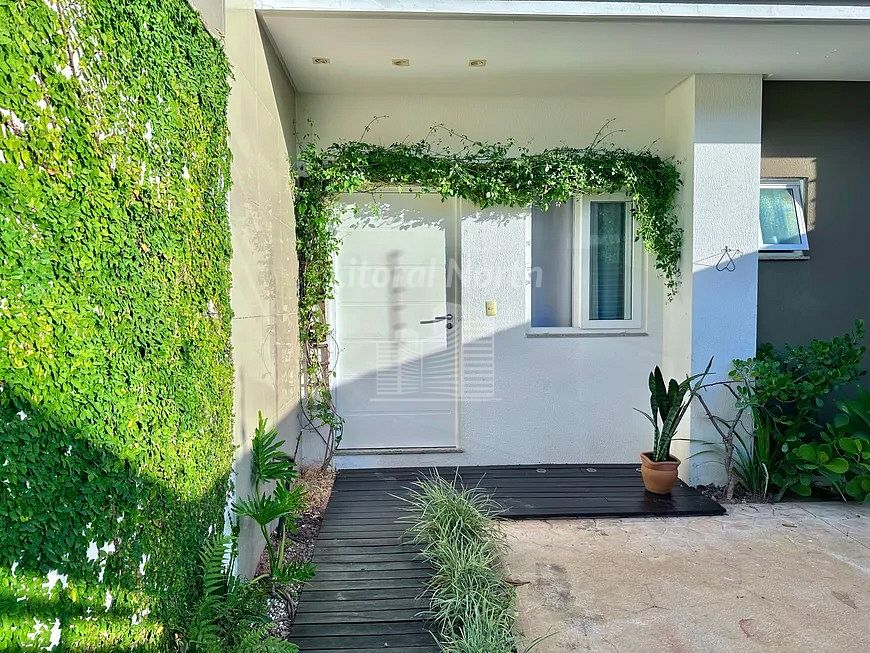Casa à venda com 3 quartos, 3 suítes, 2 vagas e 210m² no Praia dos Amores, Balneário Camboriú (SC) — foto 3 de 19