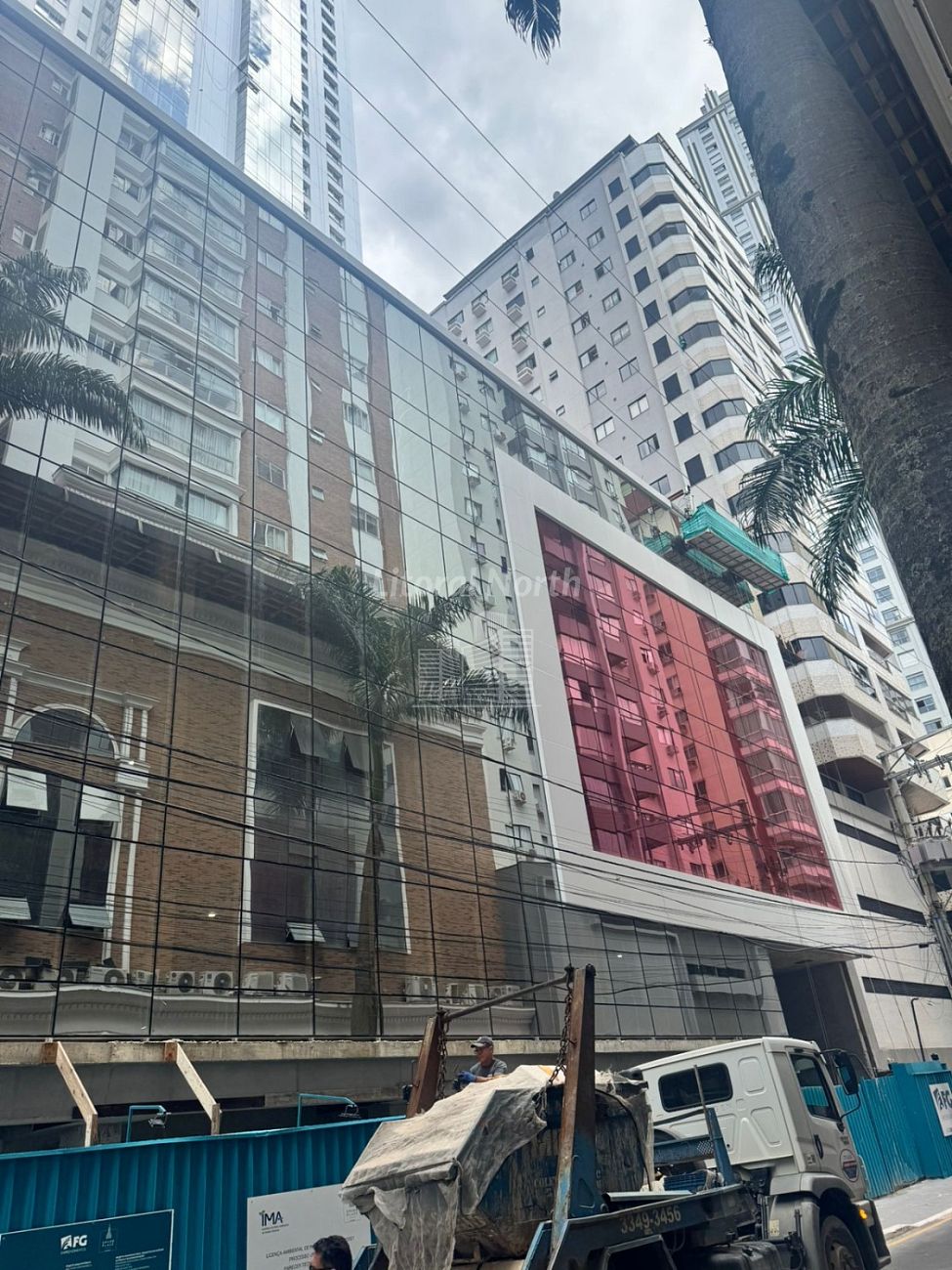Apartamento à venda com 4 quartos, 4 suítes, 3 vagas e 178m² no Centro, Balneário Camboriú (SC) — foto 3 de 6