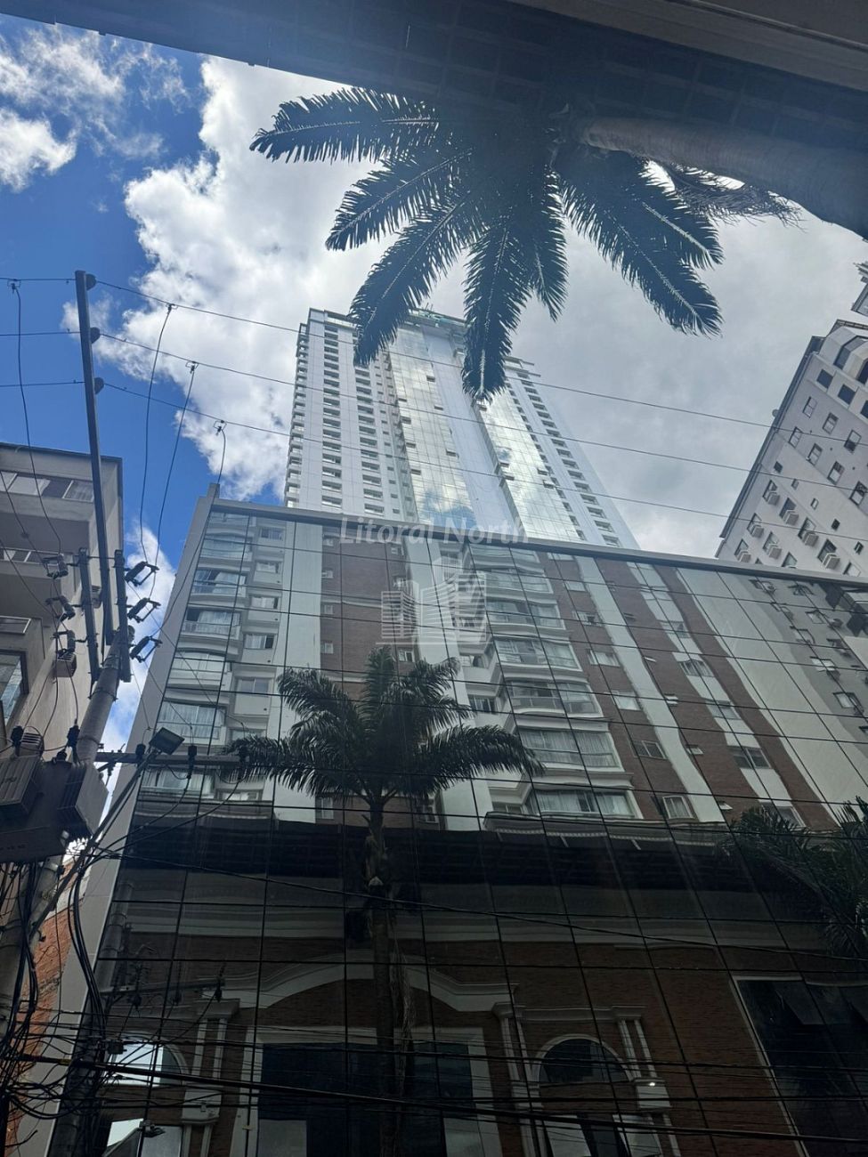 Apartamento à venda com 4 quartos, 4 suítes, 3 vagas e 178m² no Centro, Balneário Camboriú (SC) — foto 2 de 6