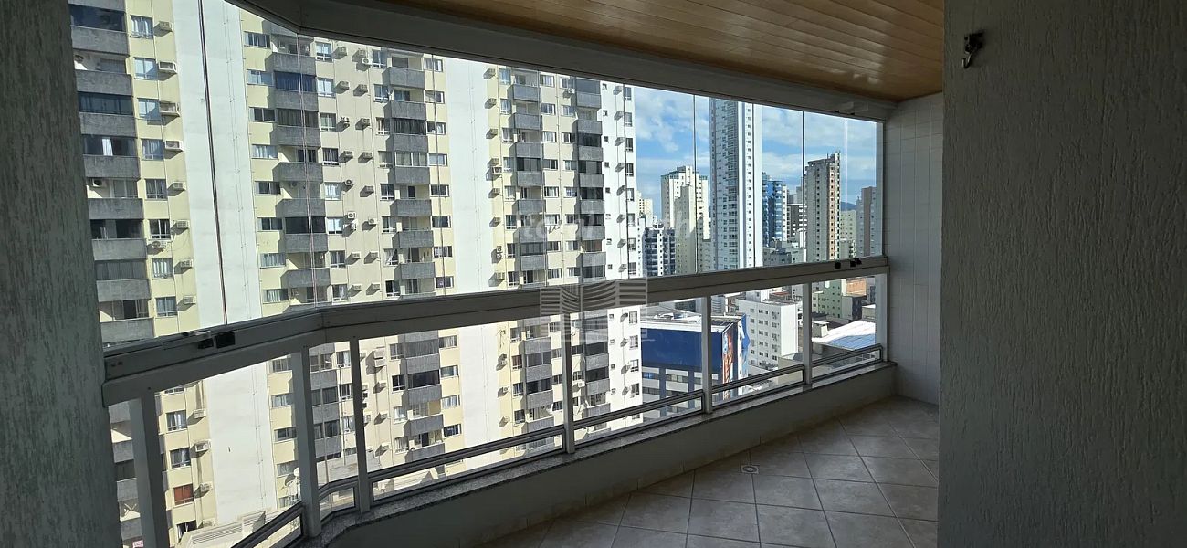 Apartamento à venda com 3 quartos, 1 suíte, 2 vagas e 114m² no Centro, Balneário Camboriú (SC) — foto 9 de 20