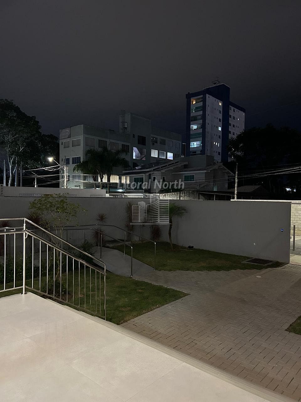 Apartamento à venda com 2 quartos, 1 suíte, 1 vaga e 60m² no Vila Operária, Itajaí (SC) — foto 2 de 5