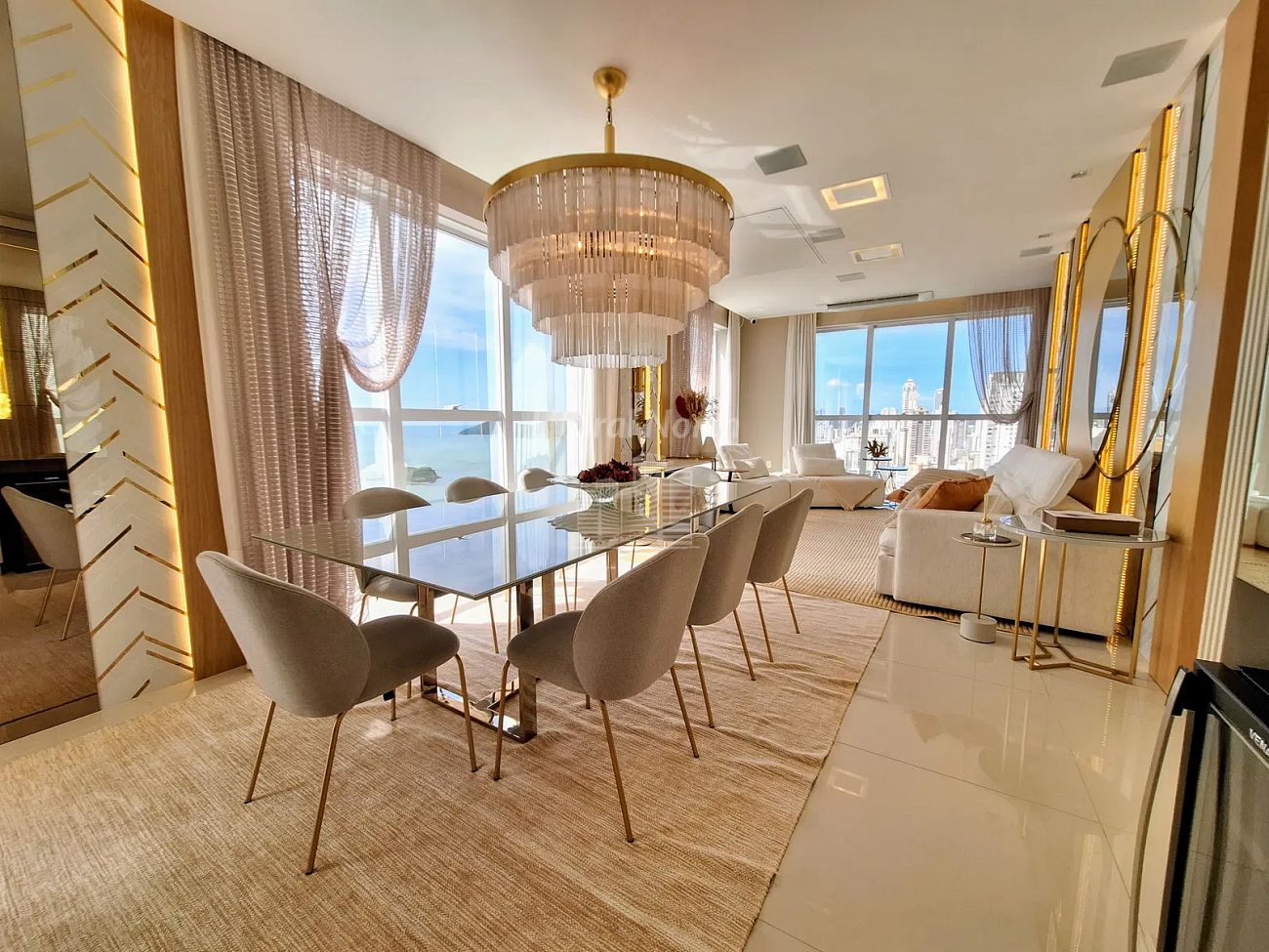 Apartamento de 4 quartos, 160m² no bairro Centro, em Balneário Camboriú | Eu Corretor