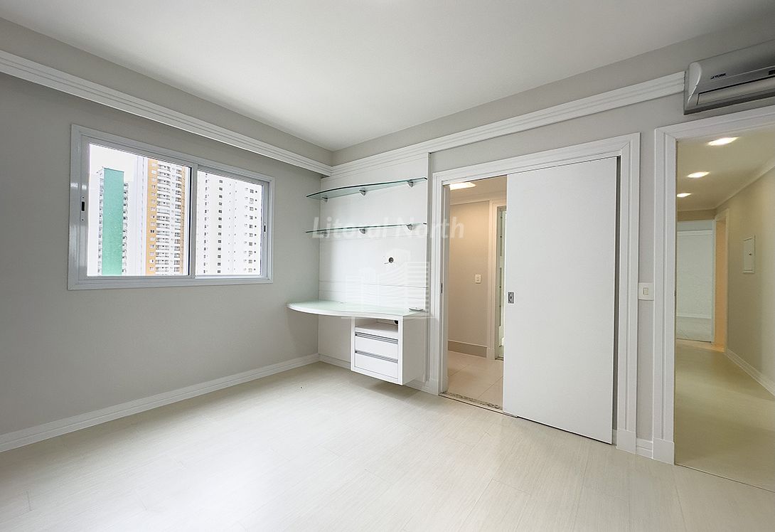 Apartamento à venda com 3 quartos, 1 suíte, 3 vagas e 138m² no Centro, Balneário Camboriú (SC) — foto 18 de 30