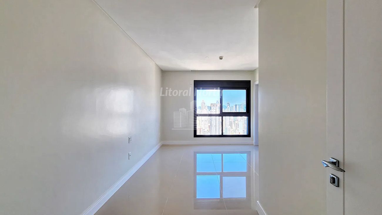 Apartamento à venda com 4 quartos, 4 suítes, 3 vagas e 181m² no Centro, Balneário Camboriú (SC) — foto 4 de 12