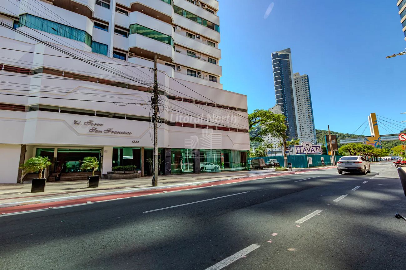 Apartamento à venda com 3 quartos, 1 suíte, 1 vaga e 140m² no Barra Sul, Balneário Camboriú (SC) — foto 3 de 30