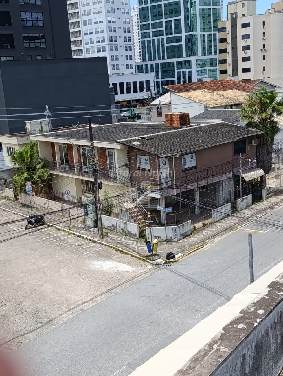 Imóvel Comercial de 4 quartos, 328m² no bairro Centro, em Itajaí | Eu Corretor