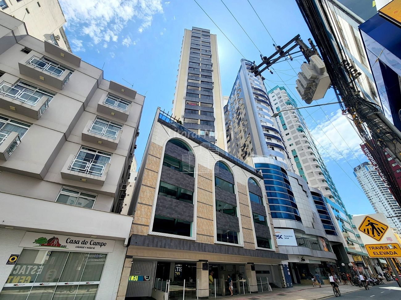 Apartamento à venda com 2 quartos, 1 suíte, 1 vaga e 78m² no Centro, Balneário Camboriú (SC) — foto 2 de 25