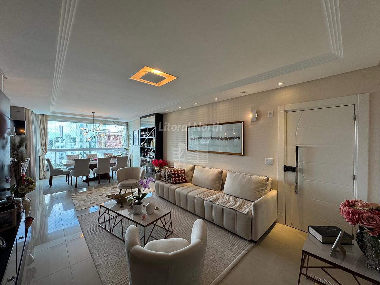 Apartamento à venda com 4 quartos, 2 suítes, 4 vagas e 136m² no Centro, Balneário Camboriú (SC) — foto 6 de 27