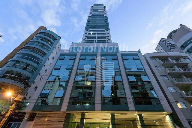 Apartamento à venda com 4 quartos, 2 suítes, 4 vagas e 136m² no Centro, Balneário Camboriú (SC) — foto 2 de 27