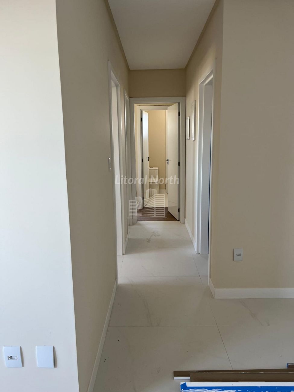 Apartamento à venda com 3 quartos, 1 suíte, 1 vaga e 84m² no Centro, Itajaí (SC) — foto 2 de 20