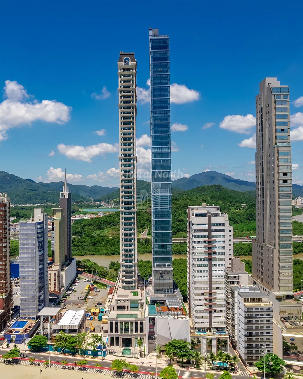 Apartamento à venda com 4 quartos, 4 suítes, 4 vagas e 248m² no Centro, Balneário Camboriú (SC) — foto 4 de 30