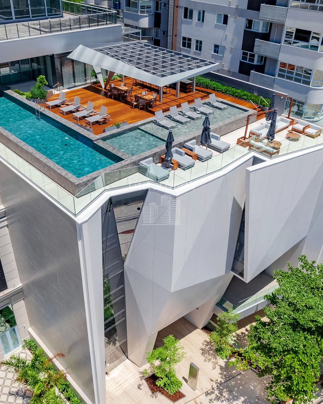 Apartamento à venda com 4 quartos, 4 suítes, 4 vagas e 248m² no Centro, Balneário Camboriú (SC) — foto 3 de 30