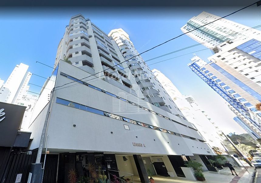 Apartamento à venda com 1 quarto, 1 banheiro, 1 vaga e 44m² no Pioneiros, Balneário Camboriú (SC) — foto 2 de 15