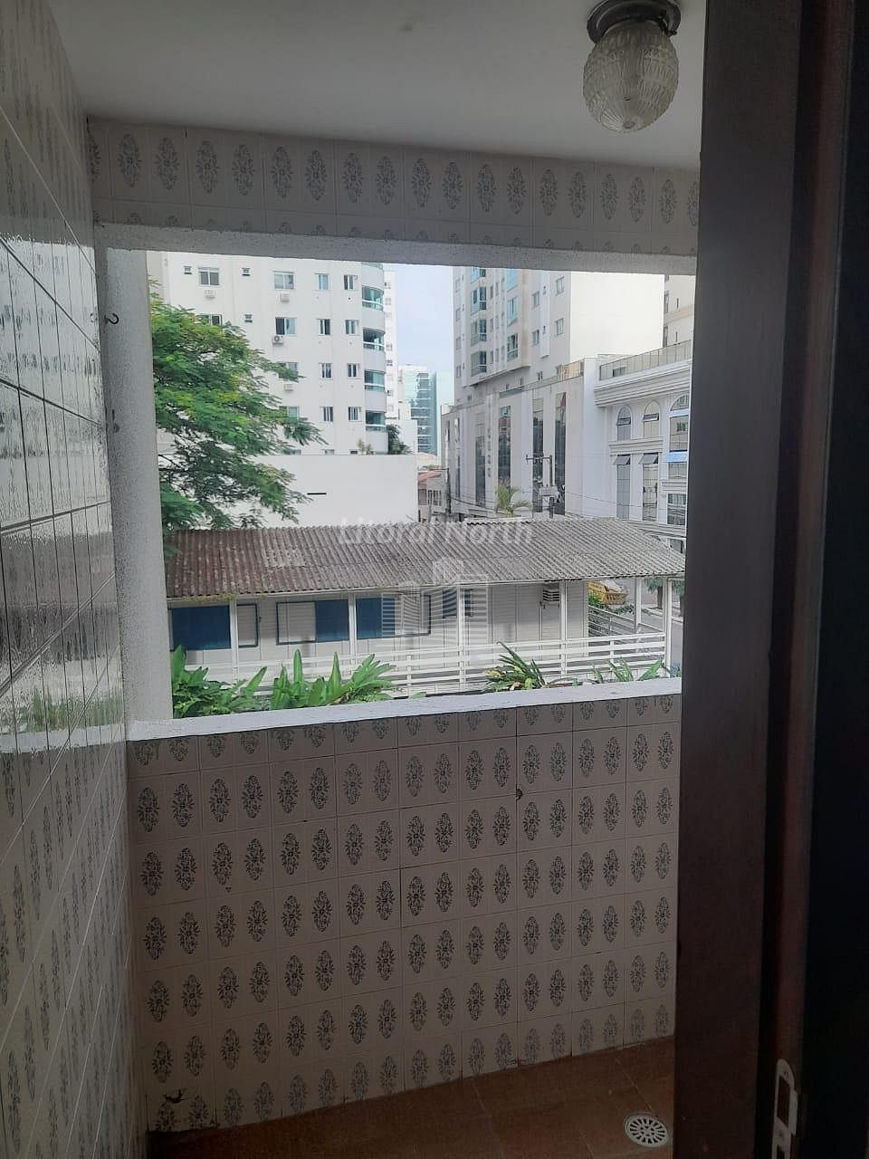 Apartamento à venda com 2 quartos, 1 banheiro, 1 vaga e 80m² no Pioneiros, Balneário Camboriú (SC) — foto 5 de 9