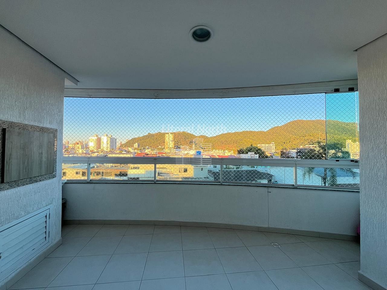 Apartamento à venda com 3 quartos, 1 suíte, 2 vagas e 109m² no Dom Bosco, Itajaí (SC) — foto 7 de 19