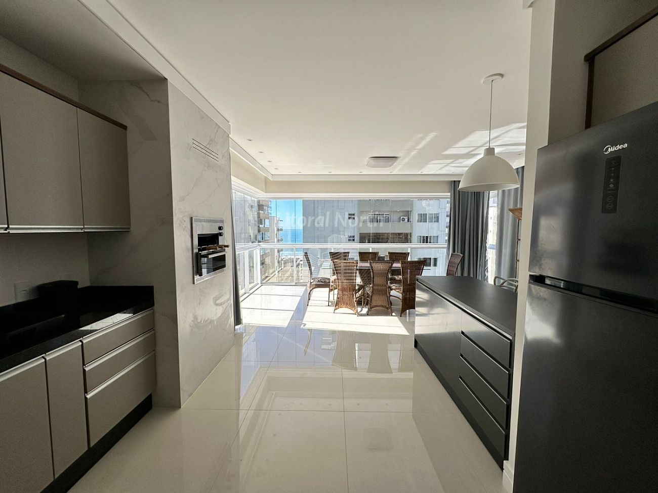 Apartamento à venda com 3 quartos, 3 suítes, 2 vagas e 141m² no Centro, Balneário Camboriú (SC) — foto 4 de 17