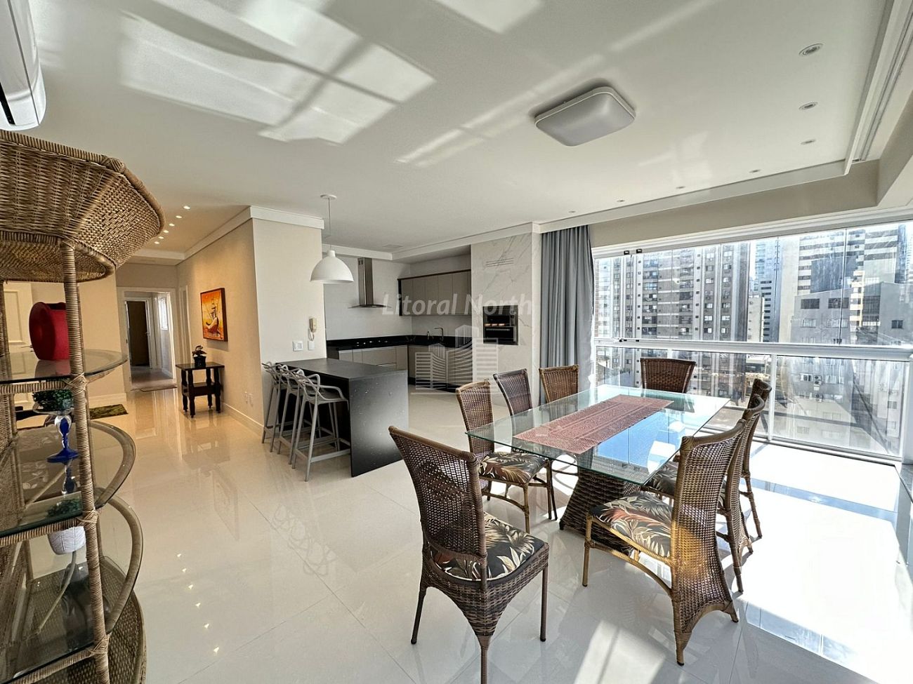 Apartamento à venda com 3 quartos, 3 suítes, 2 vagas e 141m² no Centro, Balneário Camboriú (SC) — foto 7 de 17