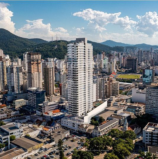 Apartamento de 3 quartos, 126m² no bairro Centro, em Itajaí | Eu Corretor