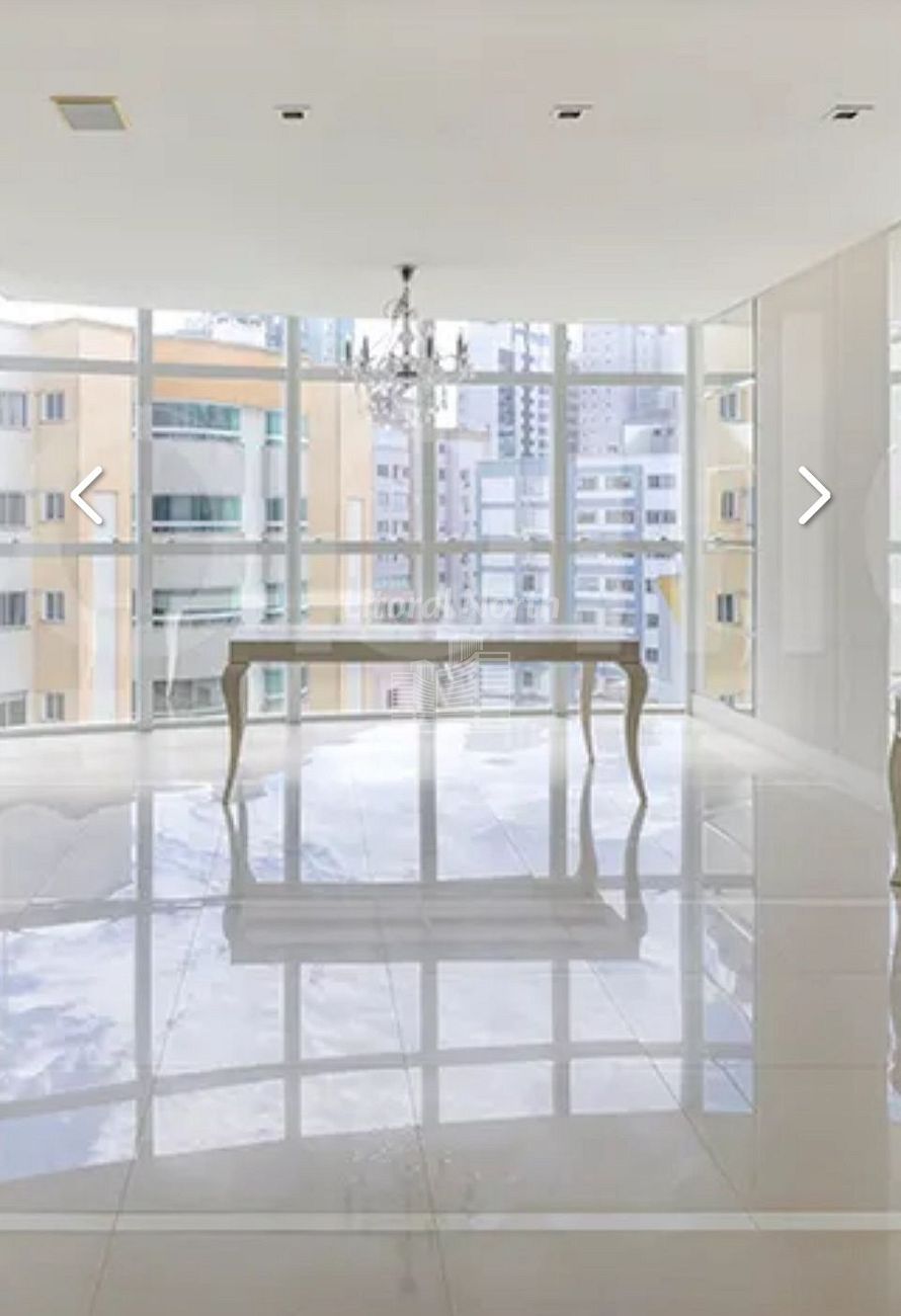 Apartamento de 3 quartos, 130m² no bairro Centro, em Balneário Camboriú | Eu Corretor