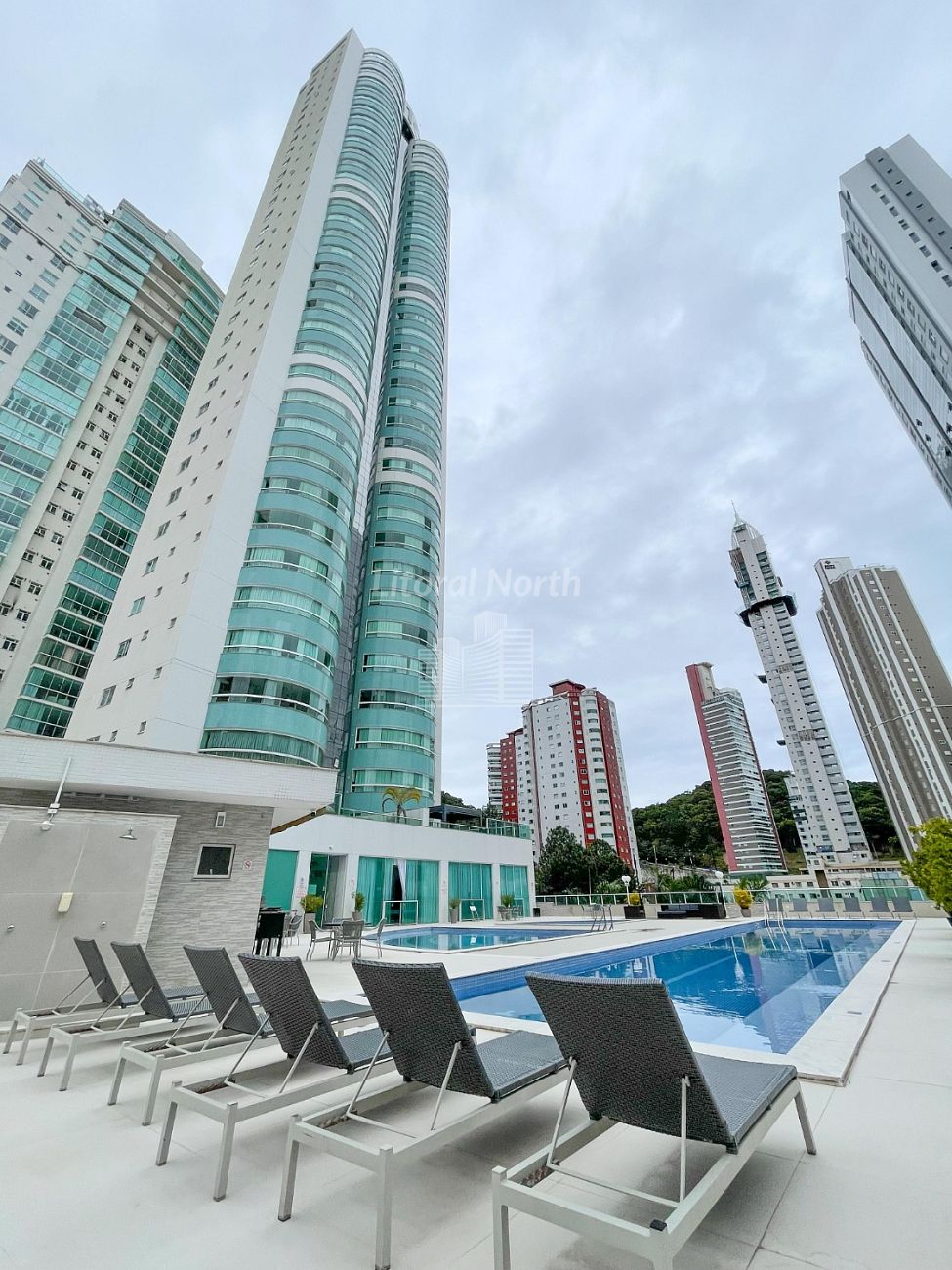 Apartamento à venda com 3 quartos, 3 suítes, 2 vagas e 144m² no Pioneiros, Balneário Camboriú (SC) — foto 16 de 22