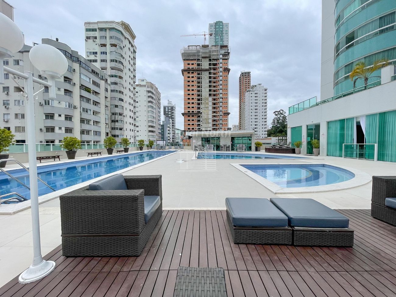 Apartamento à venda com 3 quartos, 3 suítes, 2 vagas e 144m² no Pioneiros, Balneário Camboriú (SC) — foto 18 de 22