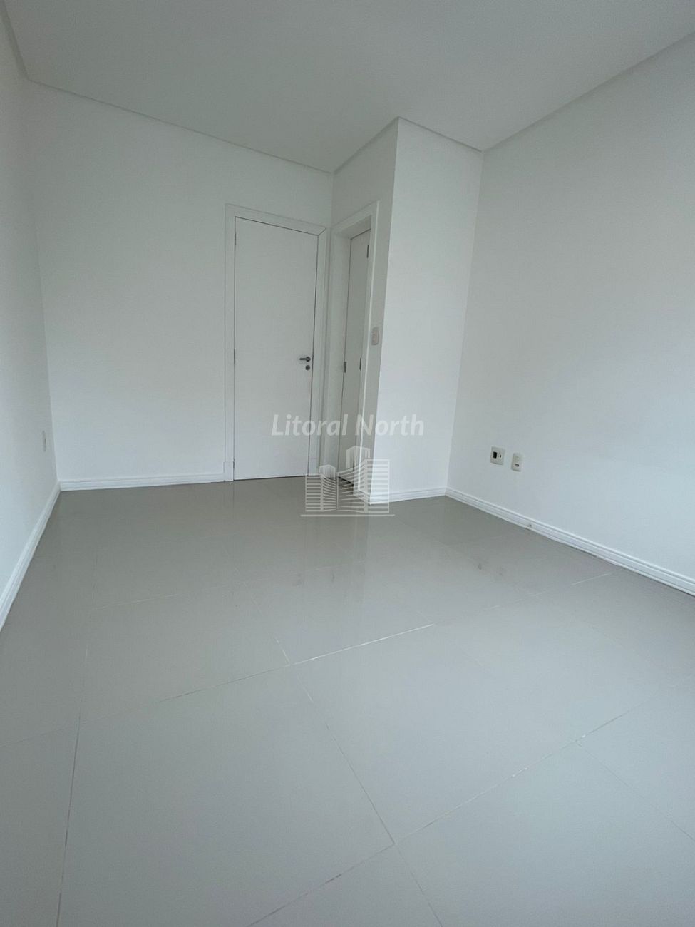 Apartamento à venda com 1 quarto, 1 suíte, 1 vaga e 50m² no Nações, Balneário Camboriú (SC) — foto 13 de 13