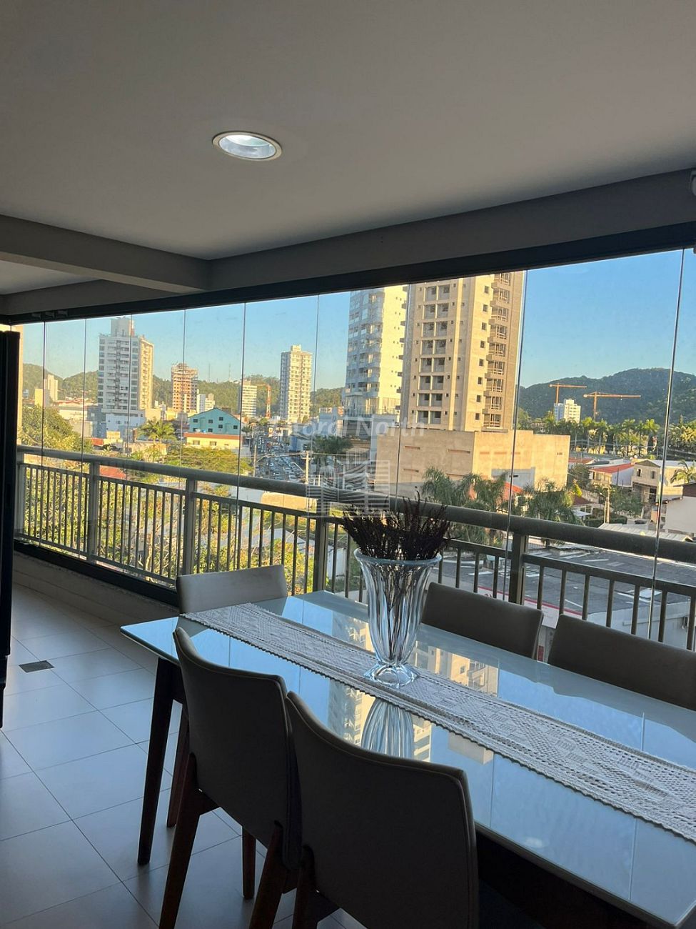 Apartamento à venda com 3 quartos, 2 suítes, 3 vagas e 200m² no Fazenda, Itajaí (SC) — foto 4 de 30