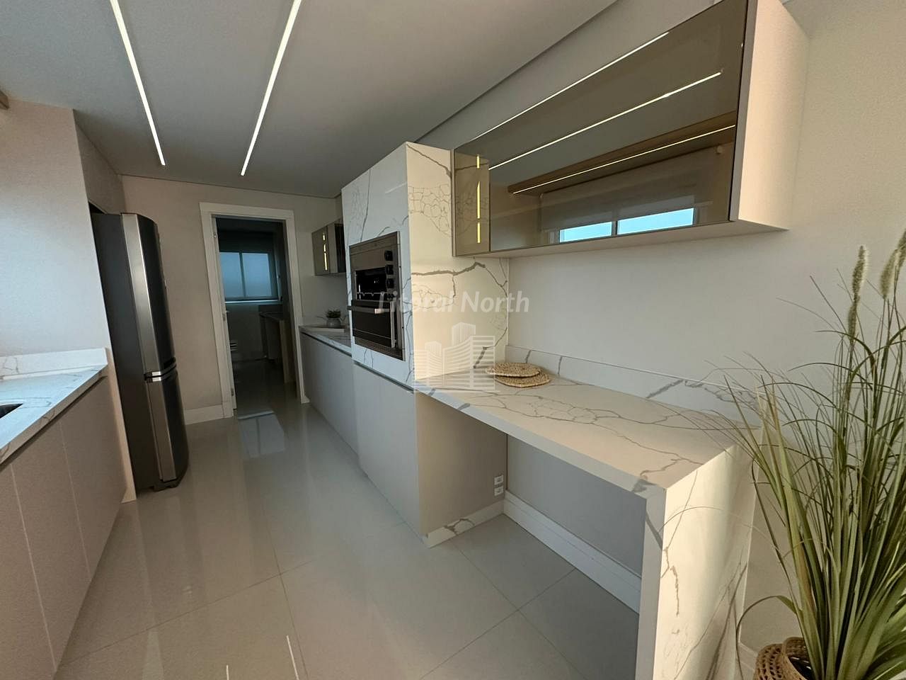 Apartamento à venda com 4 quartos, 2 suítes, 3 vagas e 131m² no Centro, Balneário Camboriú (SC) — foto 11 de 24
