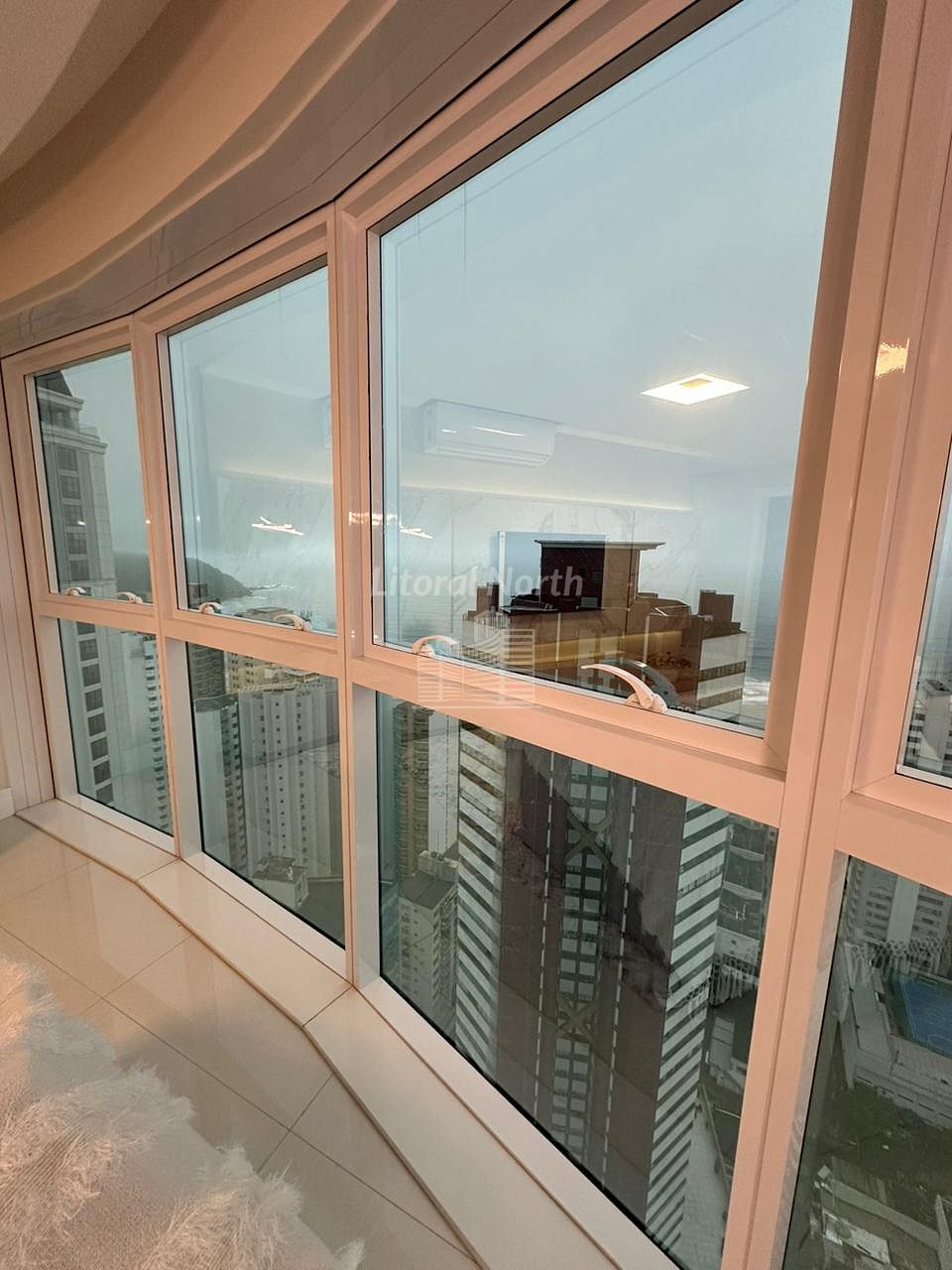 Apartamento à venda com 4 quartos, 2 suítes, 3 vagas e 131m² no Centro, Balneário Camboriú (SC) — foto 6 de 24