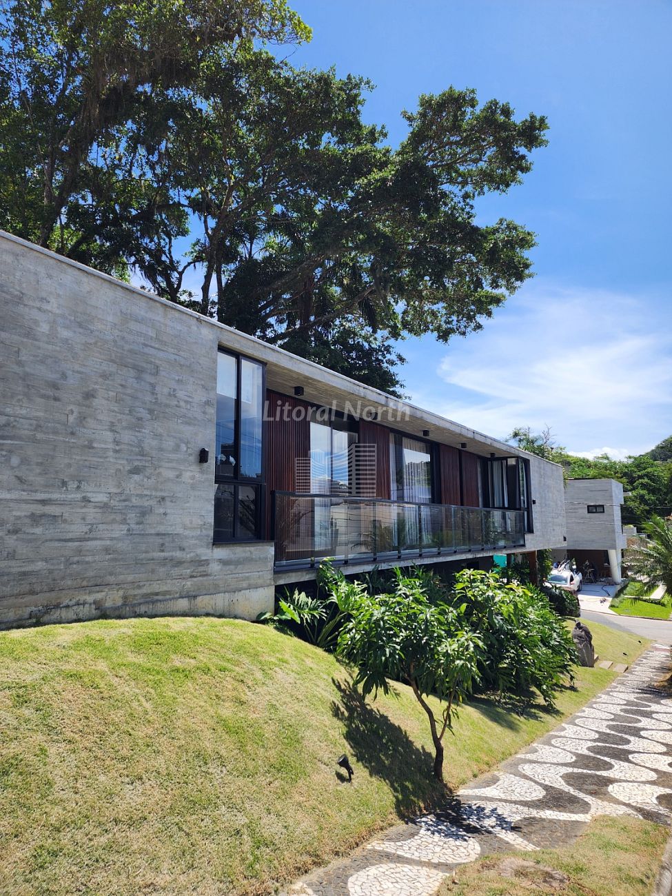 Casa à venda com 4 quartos, 4 suítes, 4 vagas e 437m² no Barra, Balneário Camboriú (SC) — foto 4 de 24