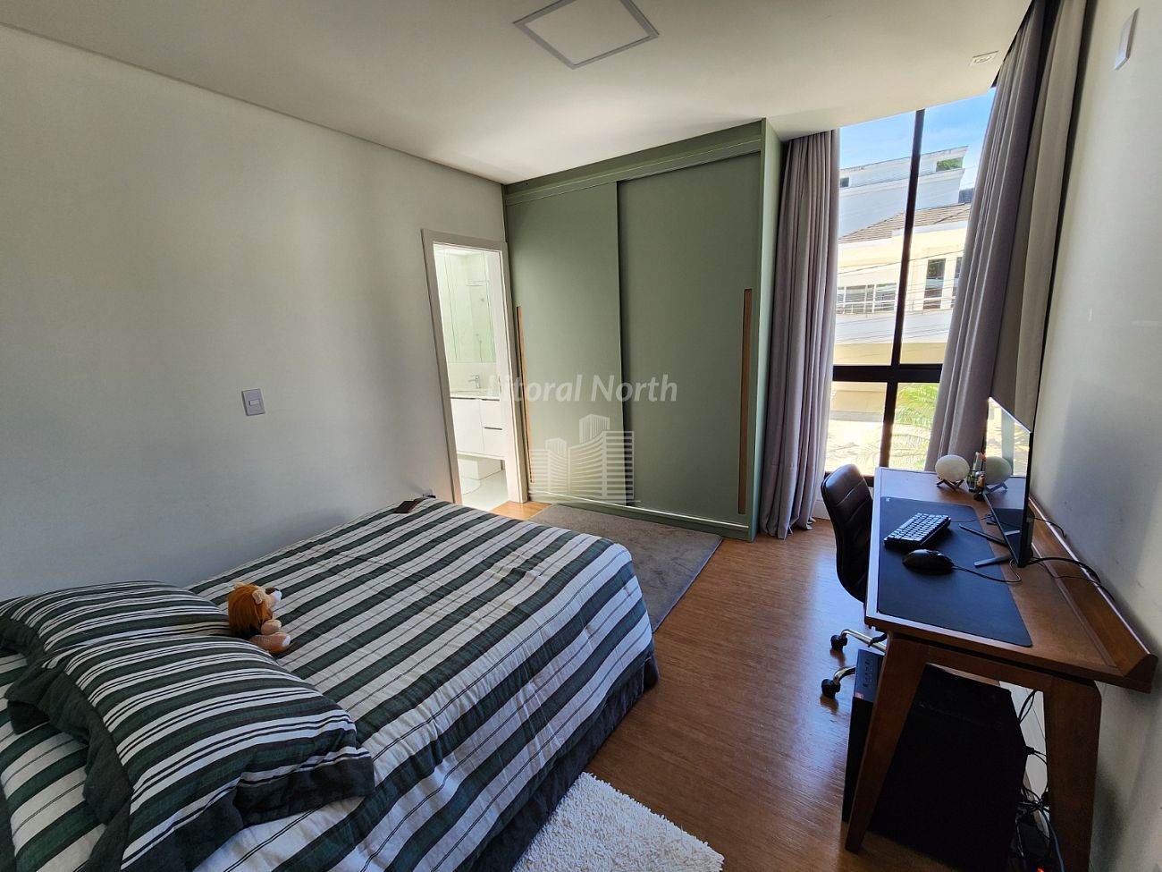 Casa à venda com 4 quartos, 4 suítes, 4 vagas e 437m² no Barra, Balneário Camboriú (SC) — foto 22 de 24
