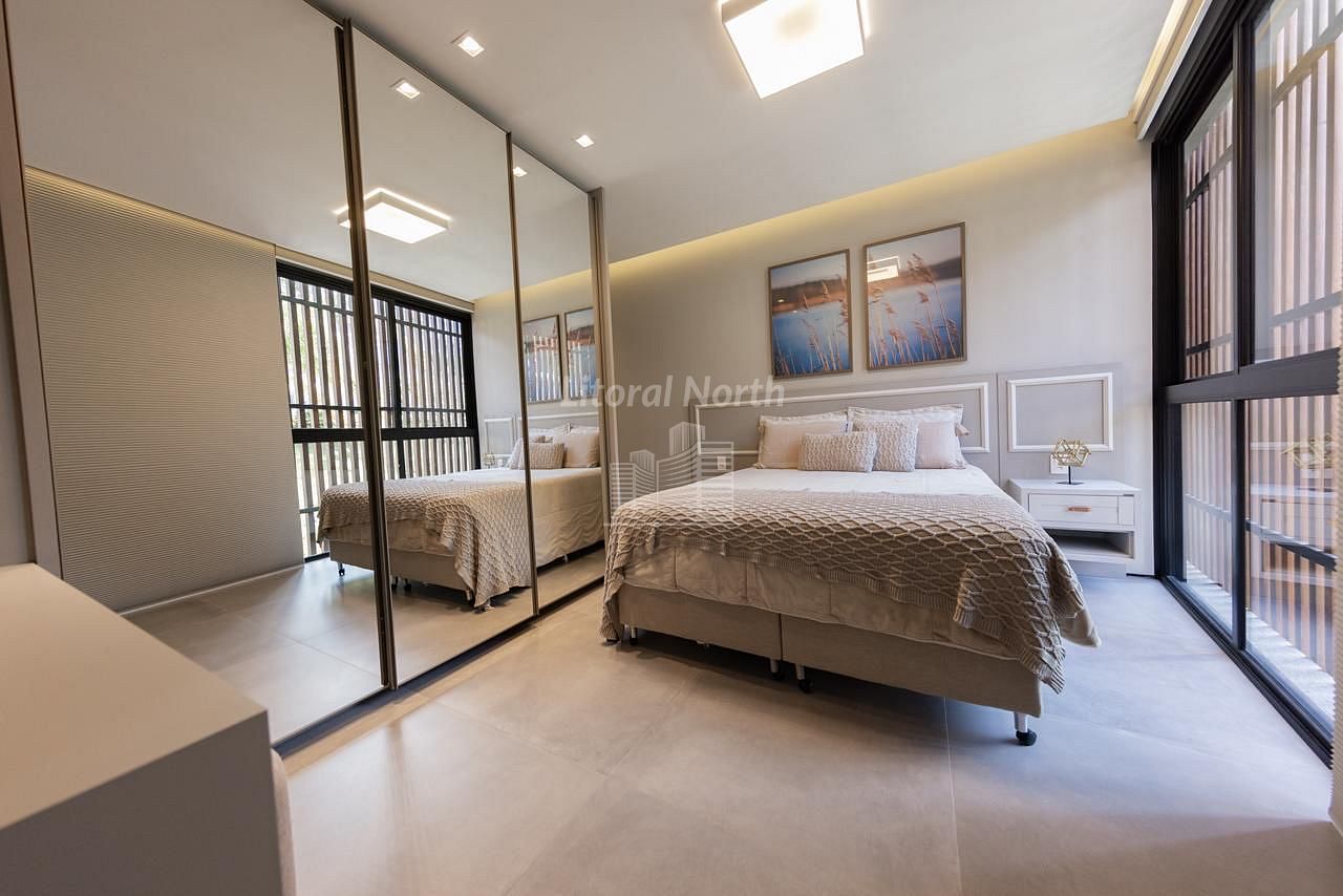 Casa à venda com 4 quartos, 4 suítes, 4 vagas e 380m² no Centro, Balneário Camboriú (SC) — foto 18 de 23