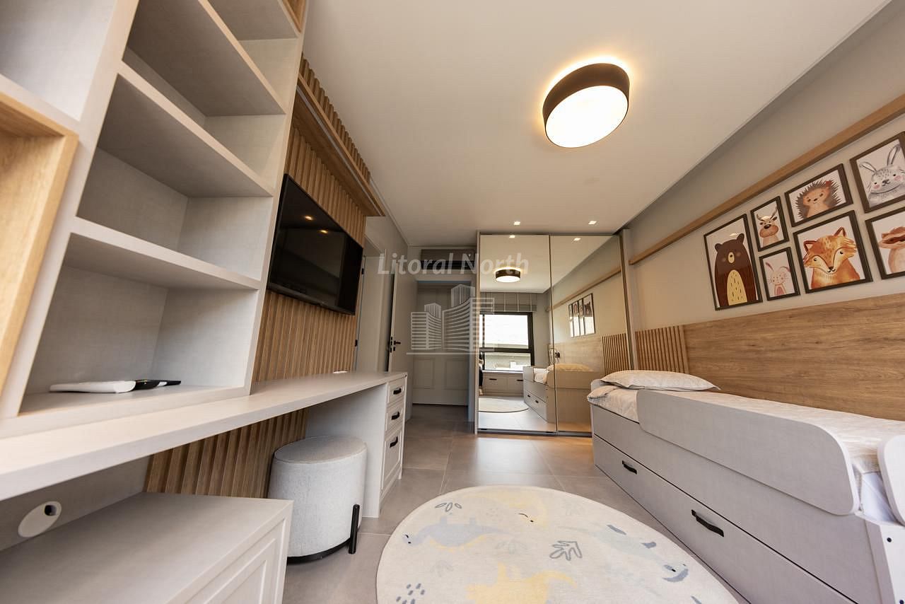Casa à venda com 4 quartos, 4 suítes, 4 vagas e 380m² no Centro, Balneário Camboriú (SC) — foto 20 de 23