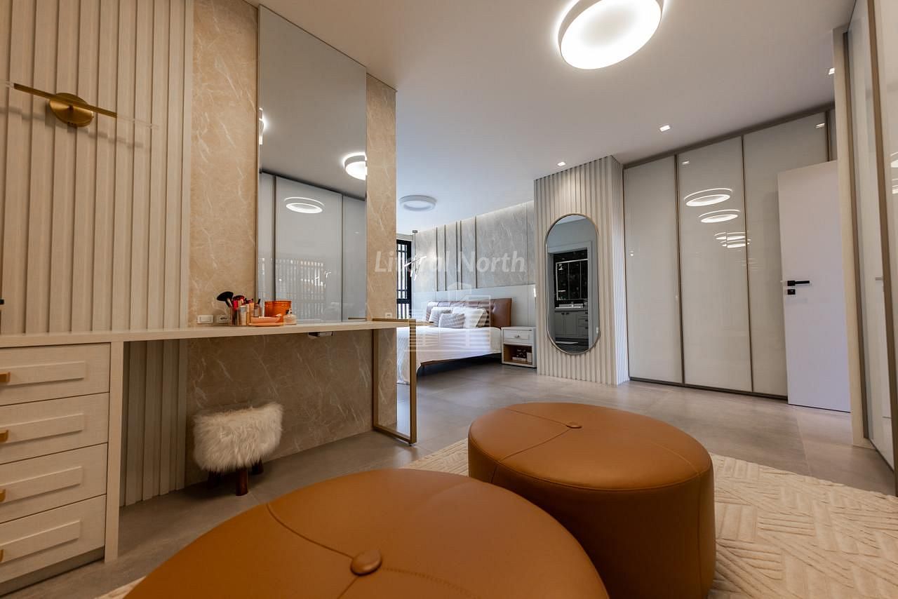 Casa à venda com 4 quartos, 4 suítes, 4 vagas e 380m² no Centro, Balneário Camboriú (SC) — foto 12 de 23