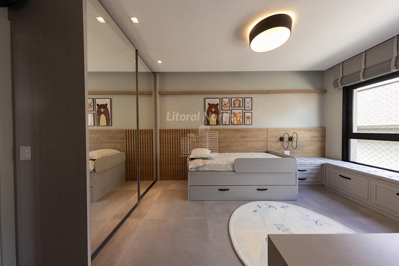 Casa à venda com 4 quartos, 4 suítes, 4 vagas e 380m² no Centro, Balneário Camboriú (SC) — foto 19 de 23