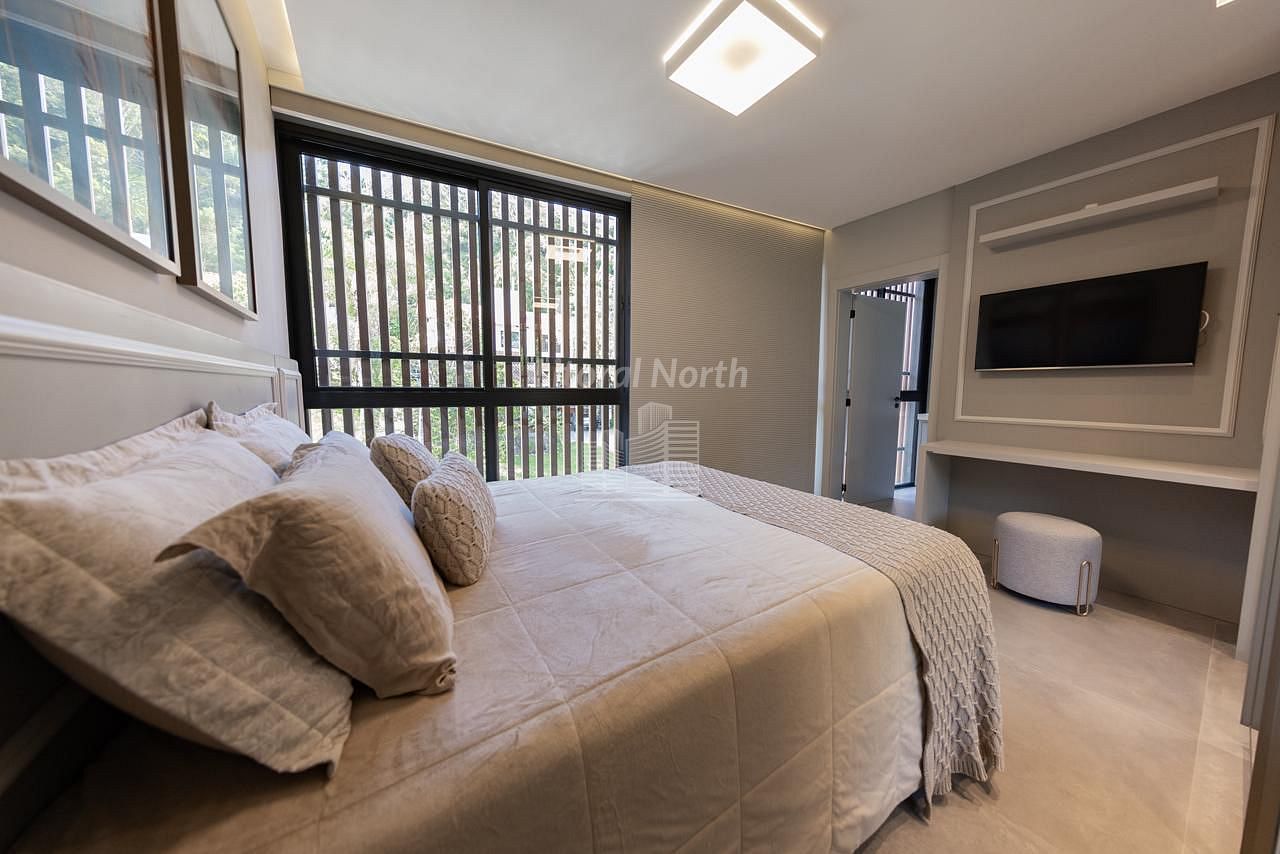 Casa à venda com 4 quartos, 4 suítes, 4 vagas e 380m² no Centro, Balneário Camboriú (SC) — foto 21 de 23