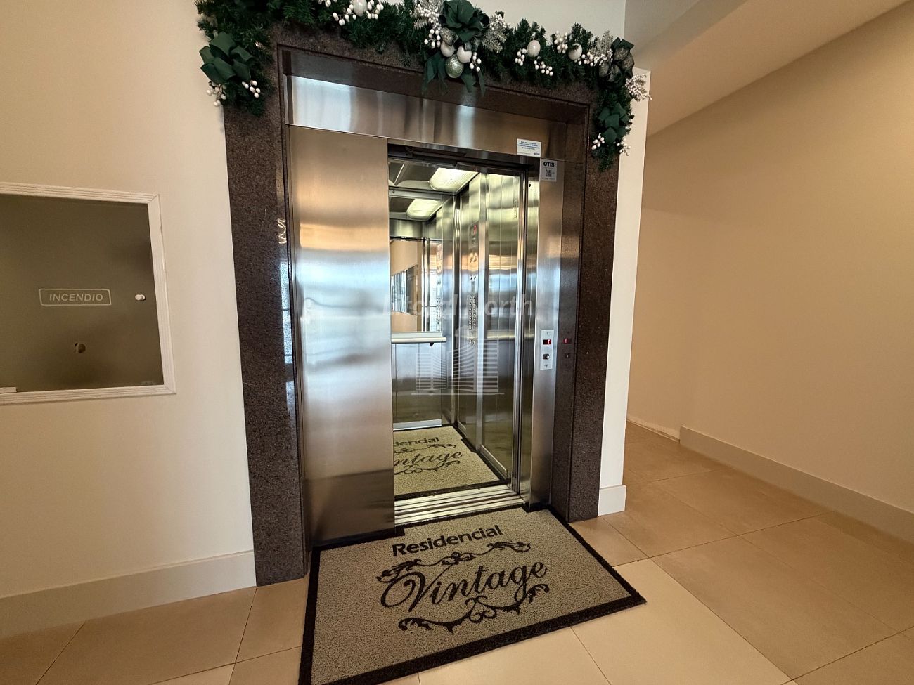 Apartamento à venda com 3 quartos, 1 suíte, 4 vagas e 134m² no Centro, Balneário Camboriú (SC) — foto 4 de 29