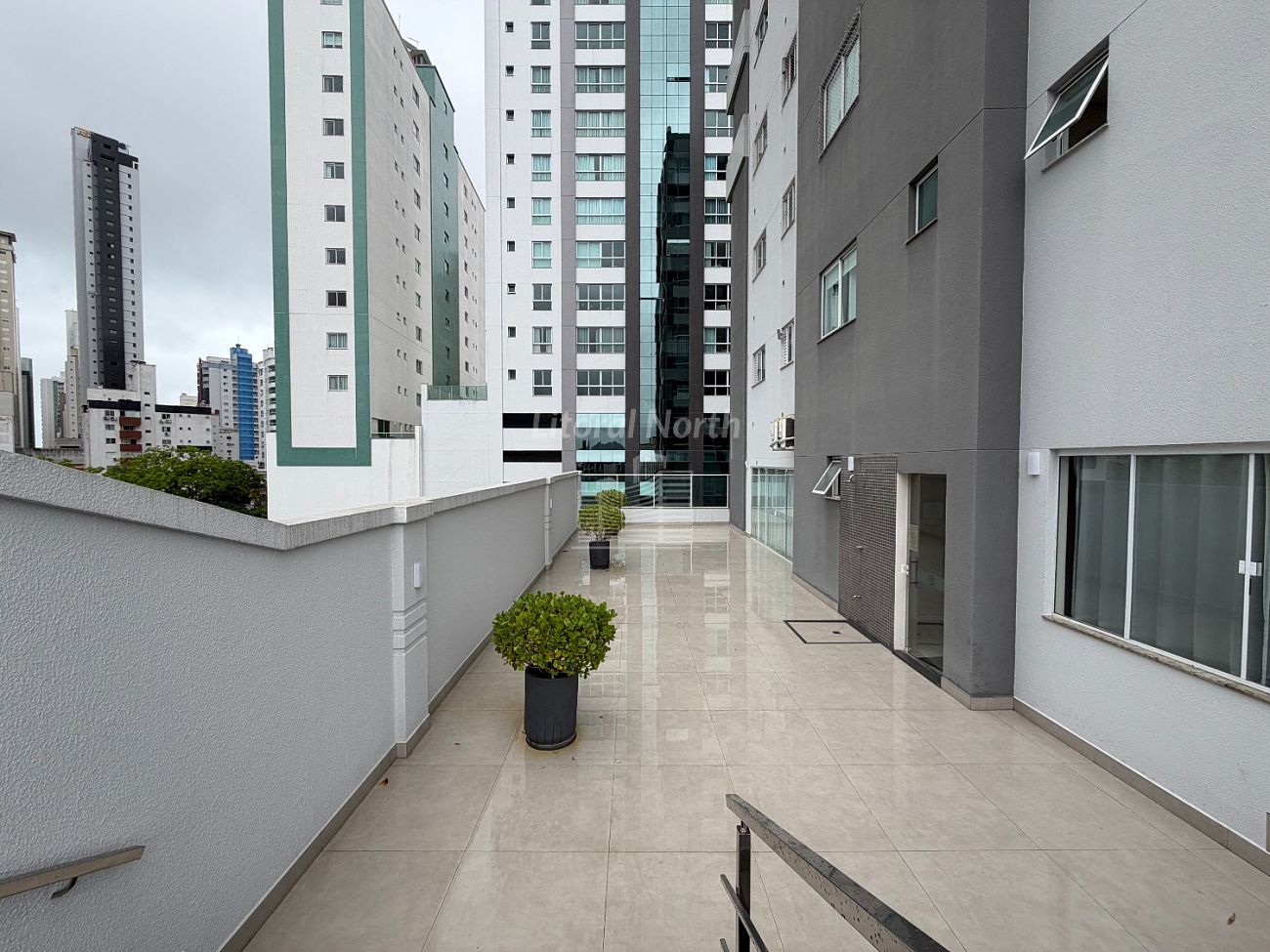 Apartamento à venda com 3 quartos, 1 suíte, 4 vagas e 134m² no Centro, Balneário Camboriú (SC) — foto 25 de 29