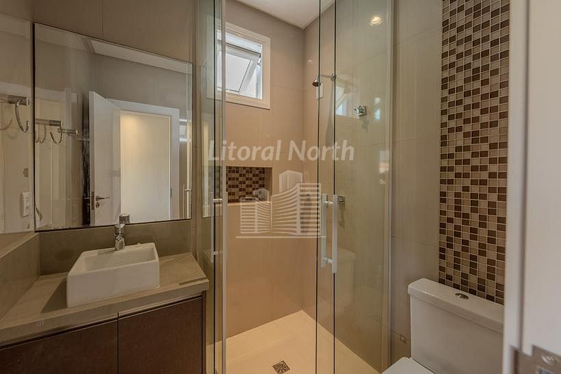 Casa à venda com 4 quartos, 4 suítes, 4 vagas e 375m² no Ariribá, Balneário Camboriú (SC) — foto 27 de 30