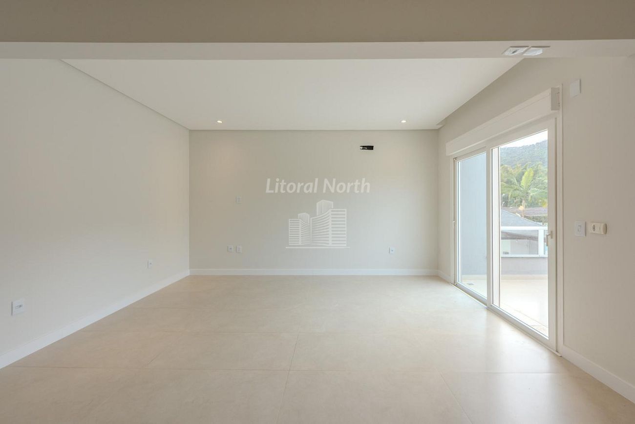 Casa à venda com 4 quartos, 4 suítes, 4 vagas e 375m² no Ariribá, Balneário Camboriú (SC) — foto 24 de 30