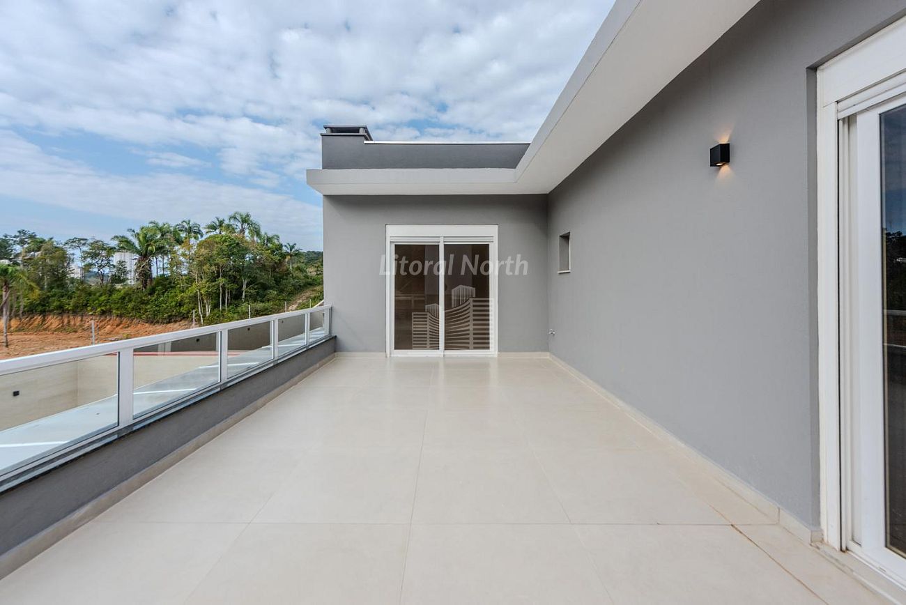 Casa à venda com 4 quartos, 4 suítes, 4 vagas e 375m² no Ariribá, Balneário Camboriú (SC) — foto 23 de 30