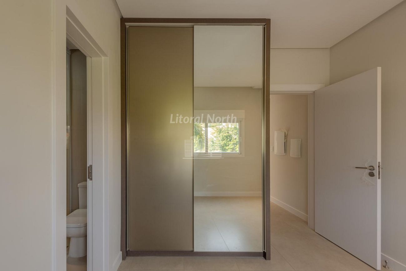 Casa à venda com 4 quartos, 4 suítes, 4 vagas e 375m² no Ariribá, Balneário Camboriú (SC) — foto 16 de 30