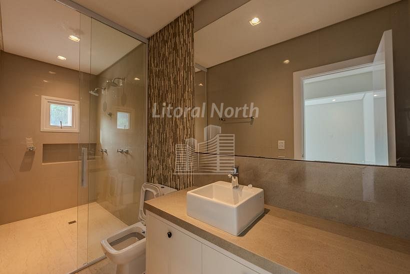 Casa à venda com 4 quartos, 4 suítes, 4 vagas e 375m² no Ariribá, Balneário Camboriú (SC) — foto 30 de 30