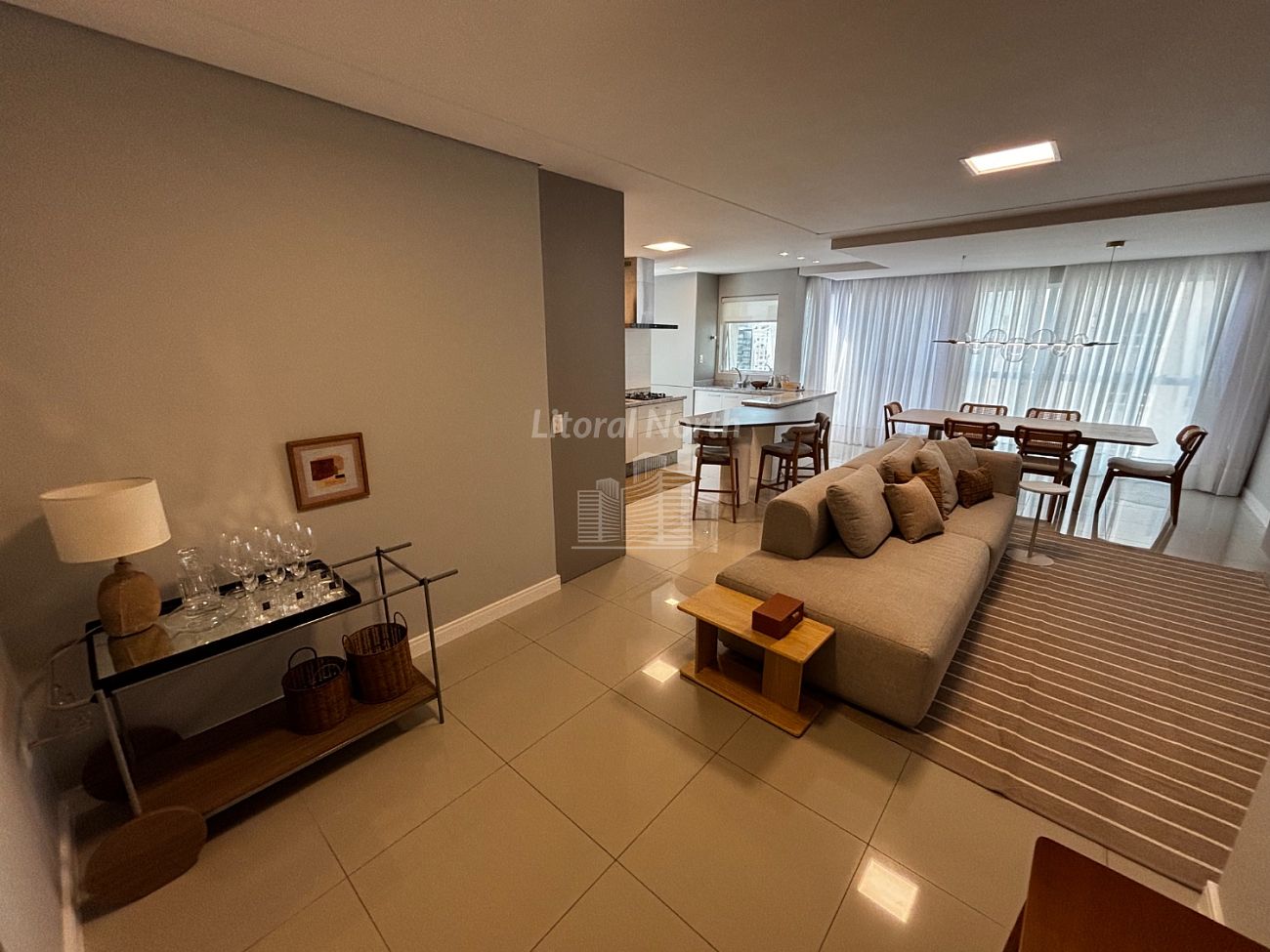 Apartamento à venda com 3 quartos, 3 suítes, 3 vagas e 129m² no Centro, Balneário Camboriú (SC) — foto 8 de 30